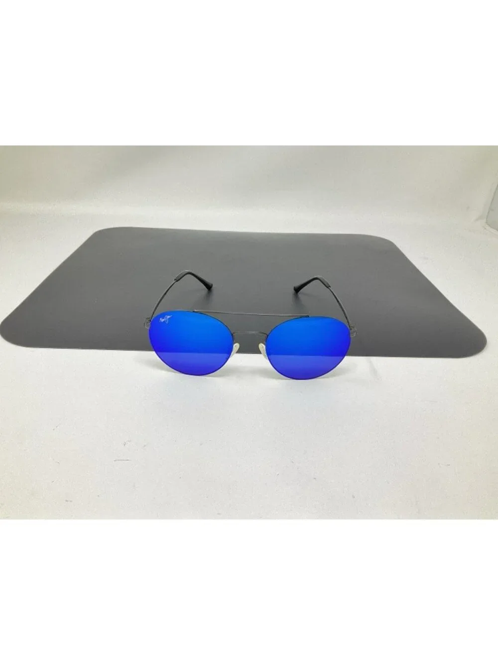 Maui Jim PELE'S HAIR MJ 814-02S Lenses With Some Scratches 53 [] 21-145